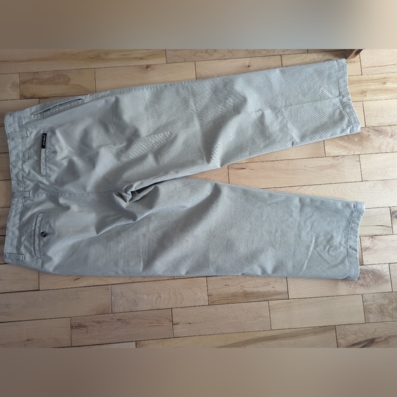 Eddie Bauer relaxed khaki pants 35 waist 35x30 - Picture 3 of 14
